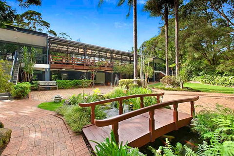 Checkers Resort & Conference Centre - Melbourne Tourism 0
