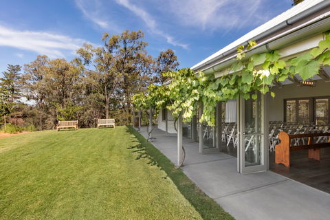Spicers Guesthouse - Melbourne Tourism 0