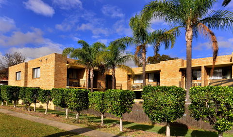 Metro Inn Ryde - Melbourne Tourism 1
