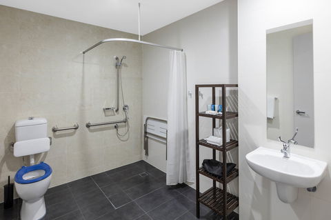 Meriton Serviced Apartments North Sydney - Melbourne Tourism 0