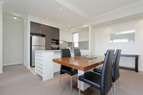 Zappeion Apartments - Melbourne Tourism 1