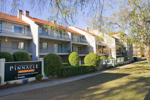 Pinnacle Apartments - Melbourne Tourism 0