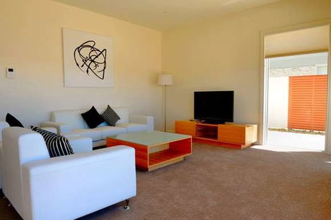 York Cove - Melbourne Tourism 6