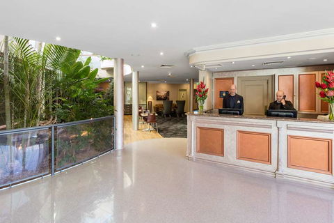 Kimberley Gardens Hotel, Serviced Apts - Melbourne Tourism 4
