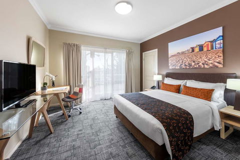 Kimberley Gardens Hotel, Serviced Apts - Melbourne Tourism 7