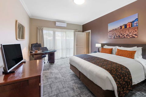 Kimberley Gardens Hotel, Serviced Apts - Melbourne Tourism 10