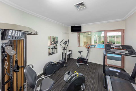 Kimberley Gardens Hotel, Serviced Apts - Melbourne Tourism 13