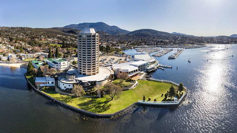 Wrest Point Hotel & Casino - Melbourne Tourism 0