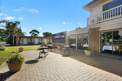 Comfort Inn Flinders On Main - Melbourne Tourism 2