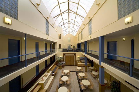Capital Executive Apt Hotel Canberra - Melbourne Tourism 1