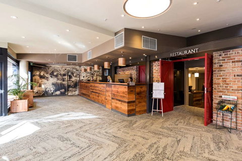 The Old Woolstore Apartment Hotel - Melbourne Tourism 2