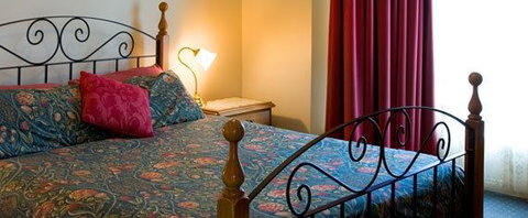 John Pirie Motor Inn - Melbourne Tourism 0