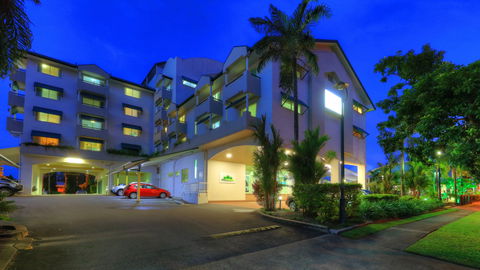 Cairns Sheridan Hotel - Melbourne Tourism 0