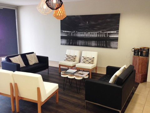 Pacific Suites Canberra - Melbourne Tourism 6