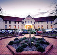 Mercure Canberra - Melbourne Tourism