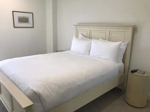 Knightsbridge Canberra - Melbourne Tourism 18