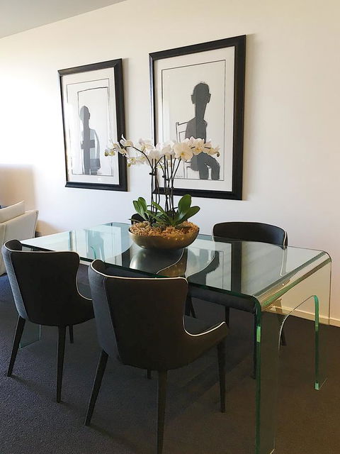 Birch Apartments In The City - Melbourne Tourism 3