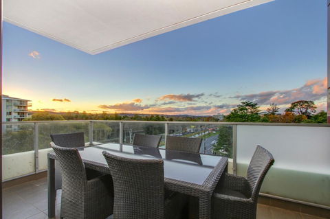 IQ Smart Apartments 704 Braddon ACT - Melbourne Tourism 7