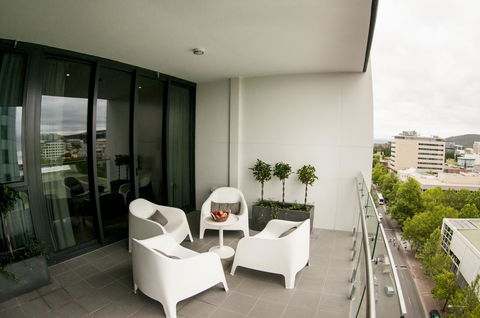 KUI - Manhattan Apartments - Melbourne Tourism 16