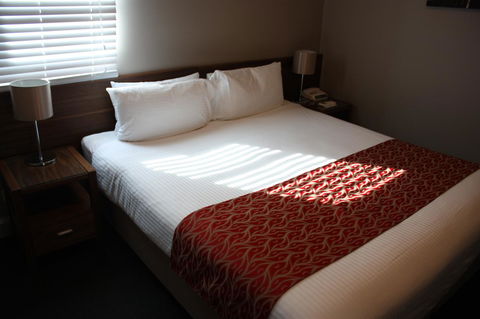 Quality Hotel Dickson - Melbourne Tourism 16
