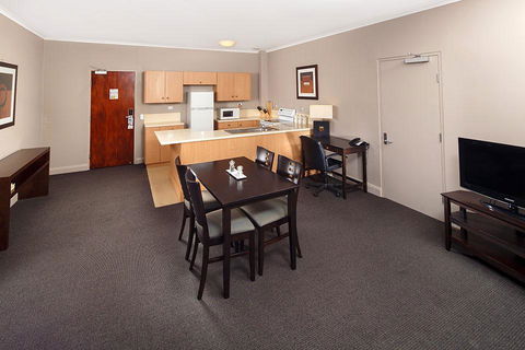Quality Hotel Dickson - Melbourne Tourism 7
