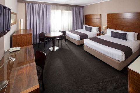 Quality Hotel Dickson - Melbourne Tourism 0