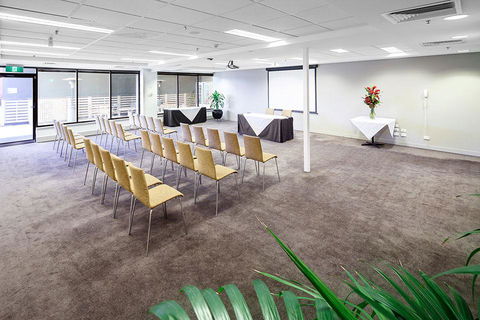 Quality Hotel Dickson - Melbourne Tourism 17