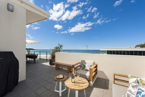 Mollymook Beachfront Penthouse 9 - Melbourne Tourism 9