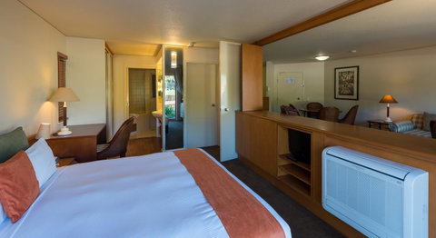 Pacific Bay Resort - Melbourne Tourism 31