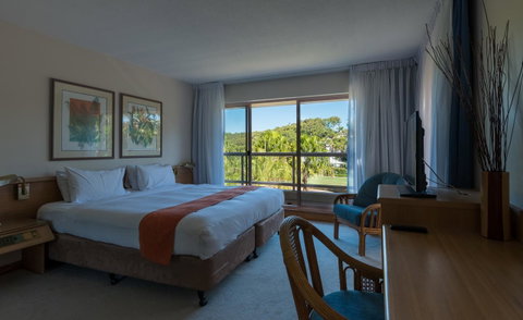 Pacific Bay Resort - Melbourne Tourism 34