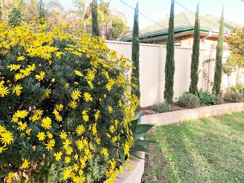 Beautiful Garden House - Melbourne Tourism 2
