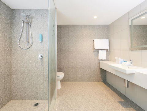 Holiday Inn Express Adelaide City Centre, An IHG Hotel - Melbourne Tourism 13