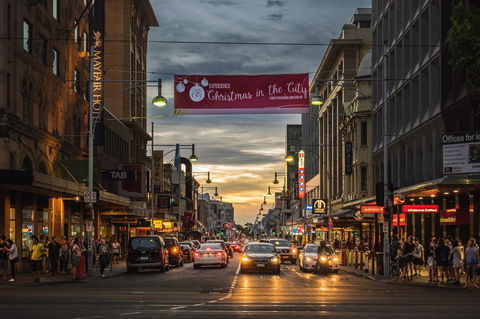 Cosmo On Bank - Melbourne Tourism 17