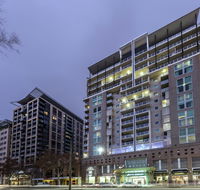 Oaks Embassy - Melbourne Tourism