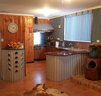 Inna Nutshell - Melbourne Tourism