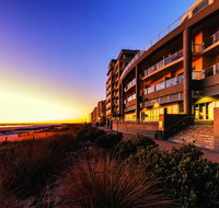 Oaks Plaza Pier - Melbourne Tourism