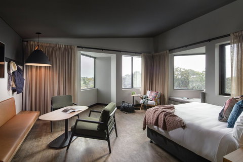 Marion Hotel - Melbourne Tourism 6