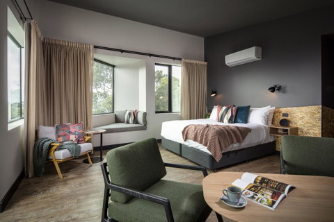 Marion Hotel - Melbourne Tourism 31