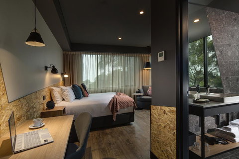 Marion Hotel - Melbourne Tourism 42