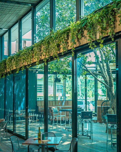 Marion Hotel - Melbourne Tourism 25
