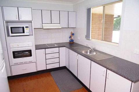 Bellhaven 1, 17 Willow Street - Melbourne Tourism 0