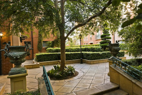Majestic Old Lion Apartments - Melbourne Tourism 20
