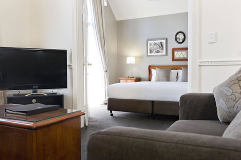 Majestic Old Lion Apartments - Melbourne Tourism 12