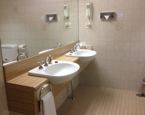 Comfort Hotel Adelaide Meridien - Melbourne Tourism 5