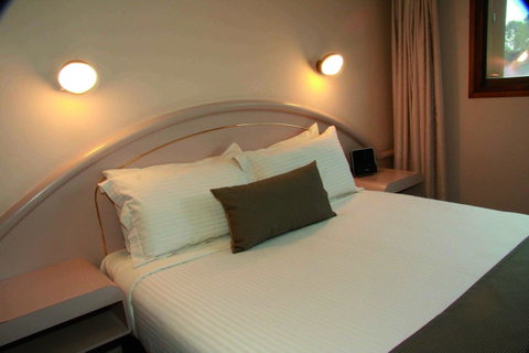 Comfort Hotel Adelaide Meridien - Melbourne Tourism 4