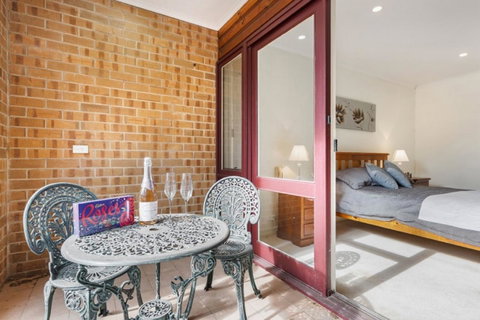 Adelaide Style Accommodation-Close To City-North Adelaide-3 Bdrm- FREE Parking - Melbourne Tourism 15