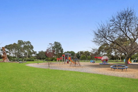Adelaide Style Accommodation-Close To City-North Adelaide-3 Bdrm- FREE Parking - Melbourne Tourism 33