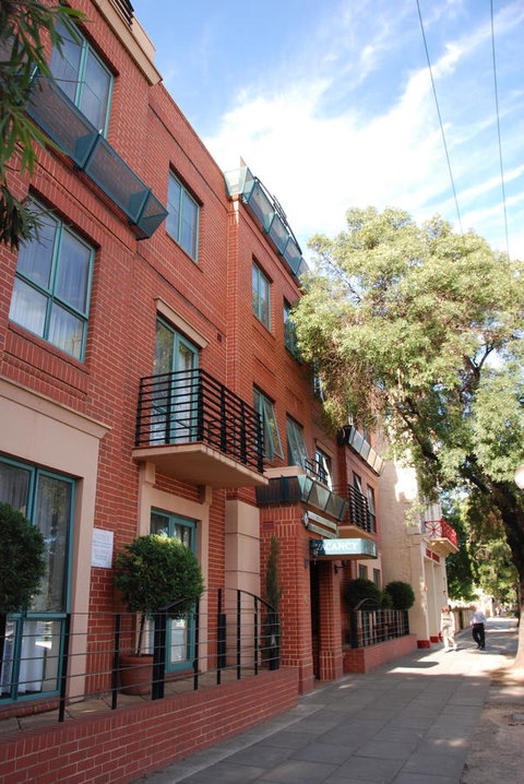Majestic Tynte Street Apartments - Melbourne Tourism 4