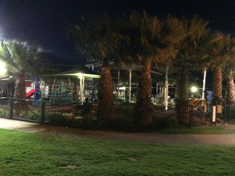 Adelaide - Semaphore Beach Front - Melbourne Tourism 28