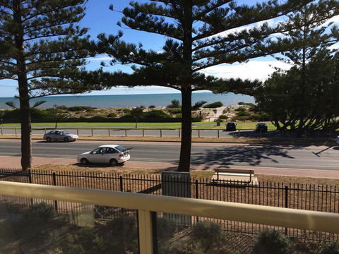 Adelaide - Semaphore Beach Front - Melbourne Tourism 23
